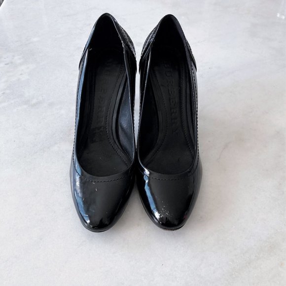 Burberry shiny black & plaid / check pumps, patent leather high heel shoes - Picture 4 of 11